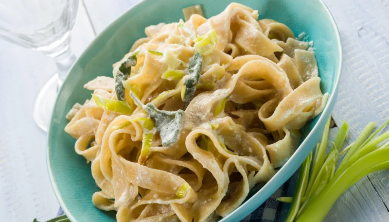 Tagliatelles aux poireaux et mascarpone