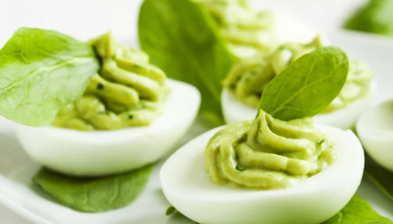 Oeufs mimosa au pesto d'épinards