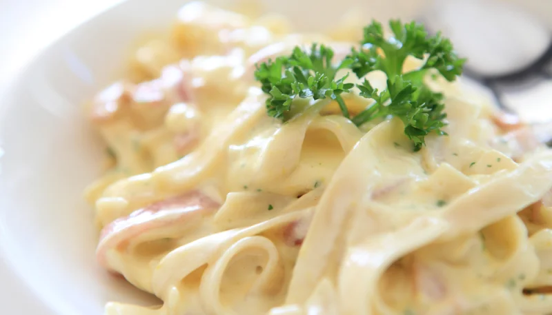 Tagliatelles sauce au Boursin et jambon