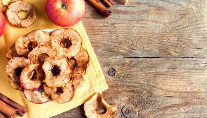 Chips de pommes à la cannelle