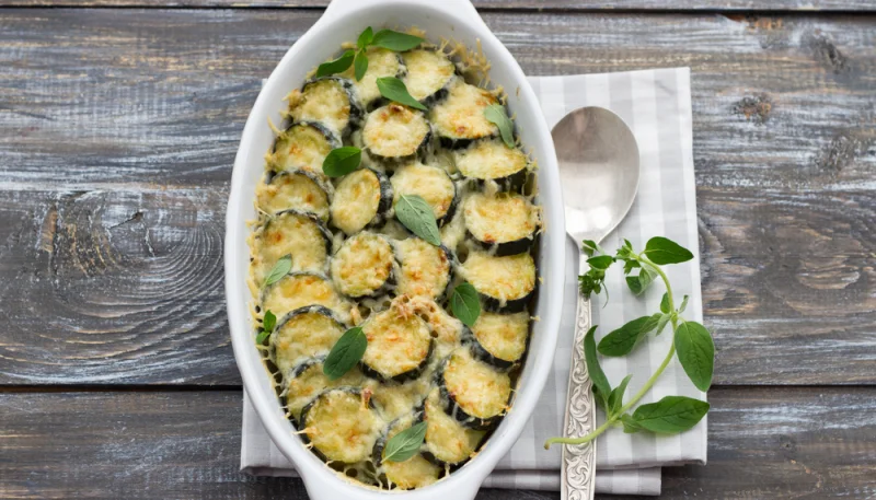 Gratin de courgettes, chèvre et lardons