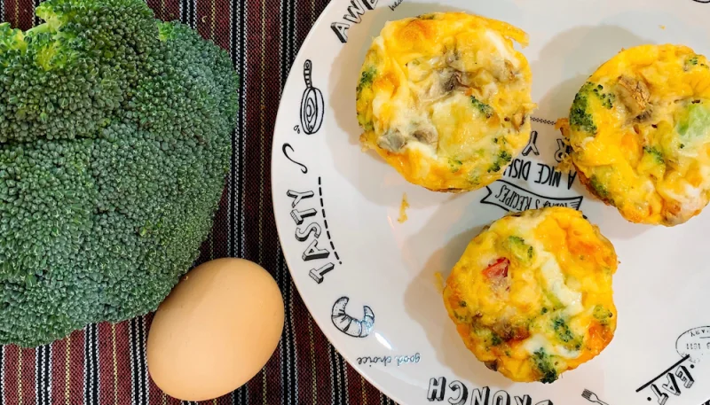 Mini flans aux brocolis et lardons