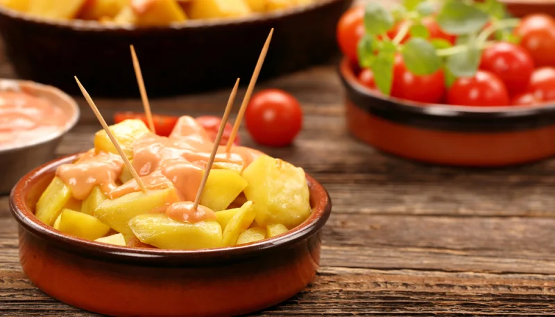 Patatas bravas