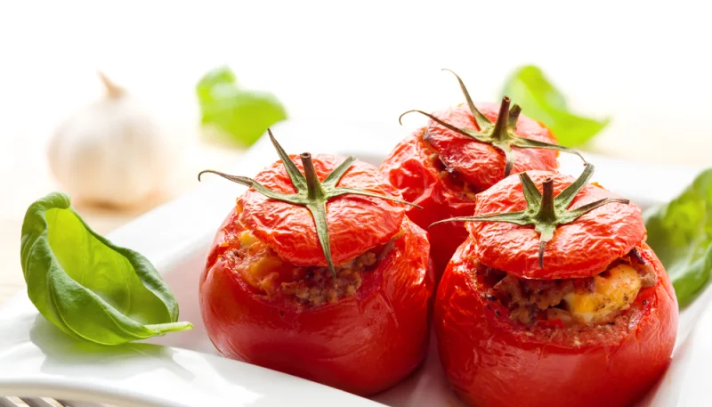 Tomates farcies au poulet