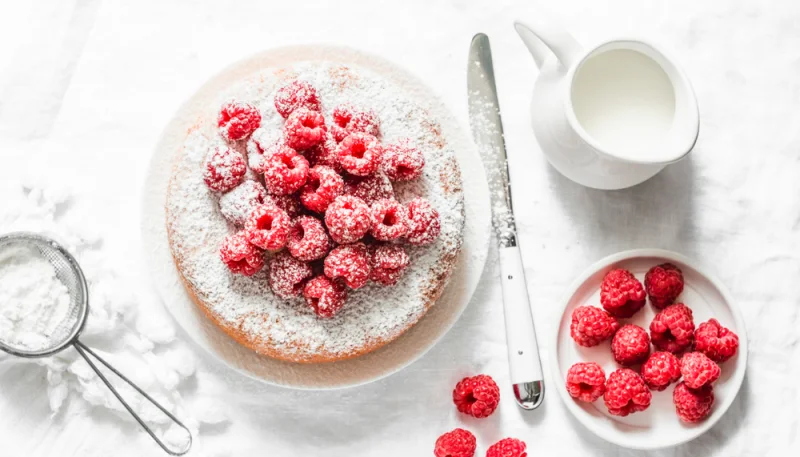 Gâteau magique aux framboises