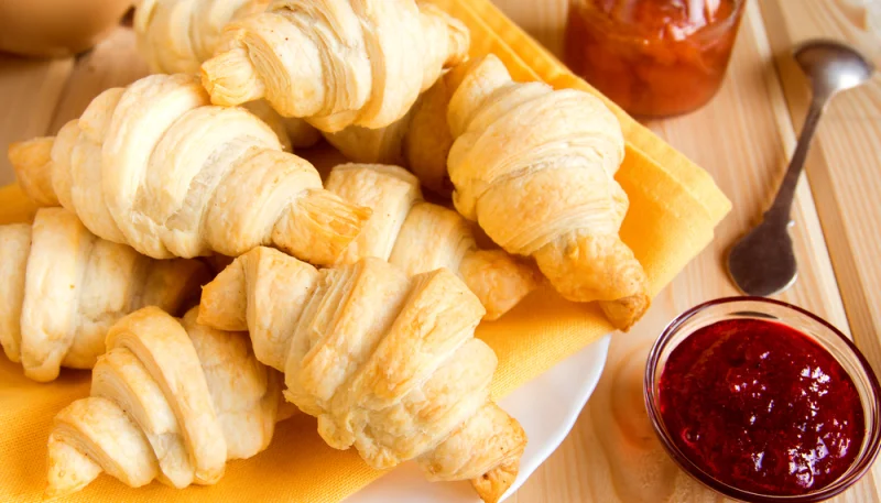 Mini-croissants à la confiture