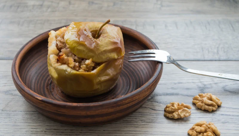 Pommes au four au miel et noix