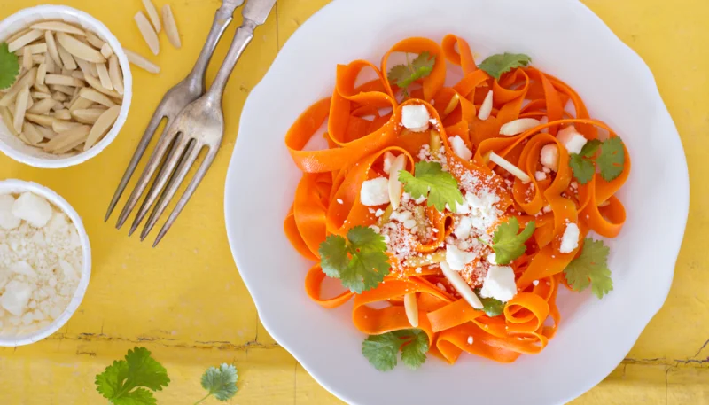 Tagliatelles de carottes à la feta