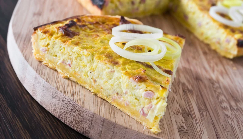 Tarte à l'oignon et au jambon