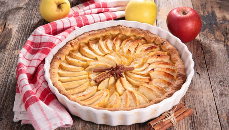 Tarte aux pommes à la confiture d'abricots