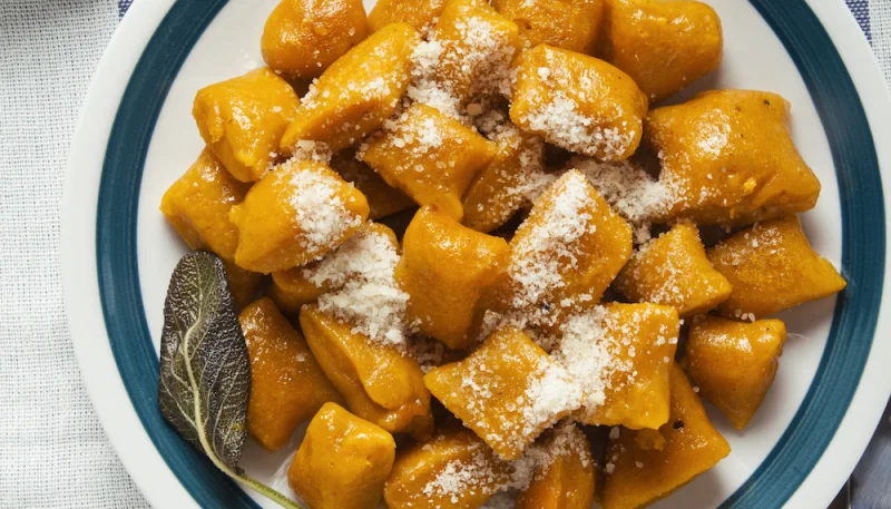 Gnocchi de butternut au beurre de romarin