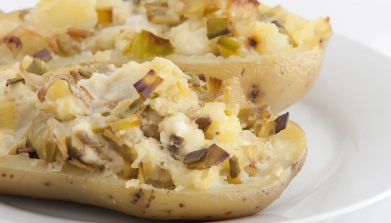 Pommes de terre farcies à la fondue de poireaux