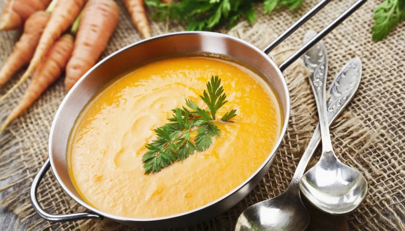 Soupe de carottes et navets à l'orange