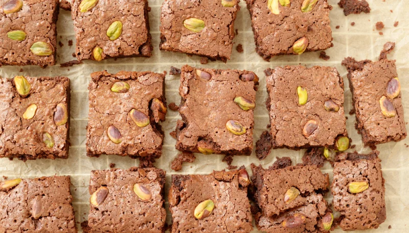 Brownies aux airelles et aux pistaches