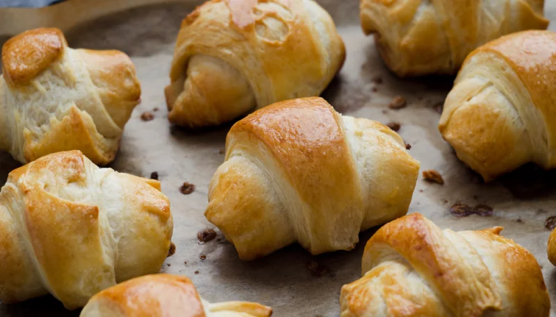 Mini-croissants au foie gras
