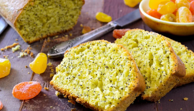 Cake au citron vert et aux graines de pavot