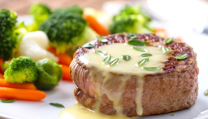 Filet mignon aux amandes et épices