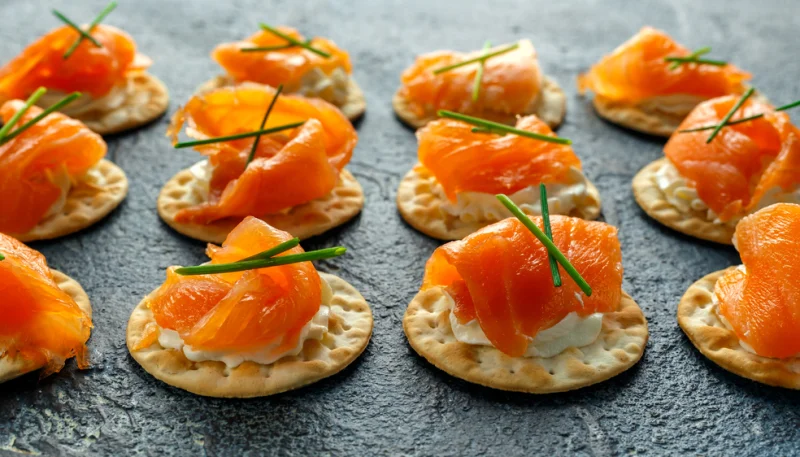 Blinis saumon avocat