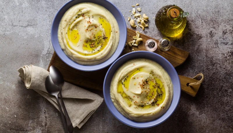 Crème de chou-fleur aux noix de cajou