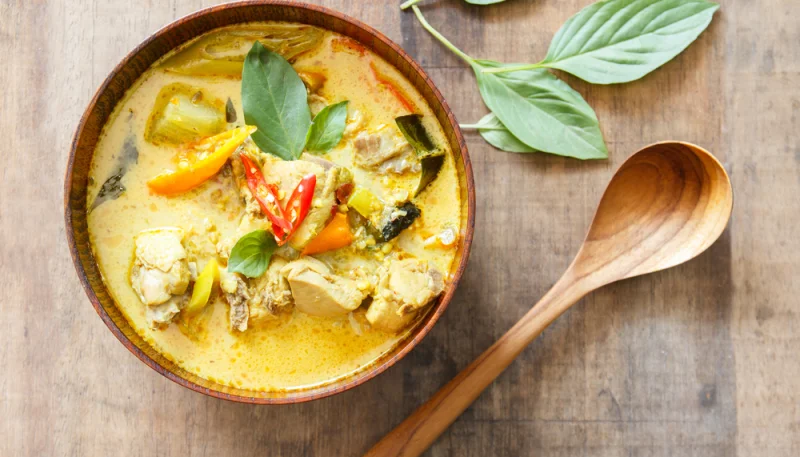 Curry de poulet aux haricots