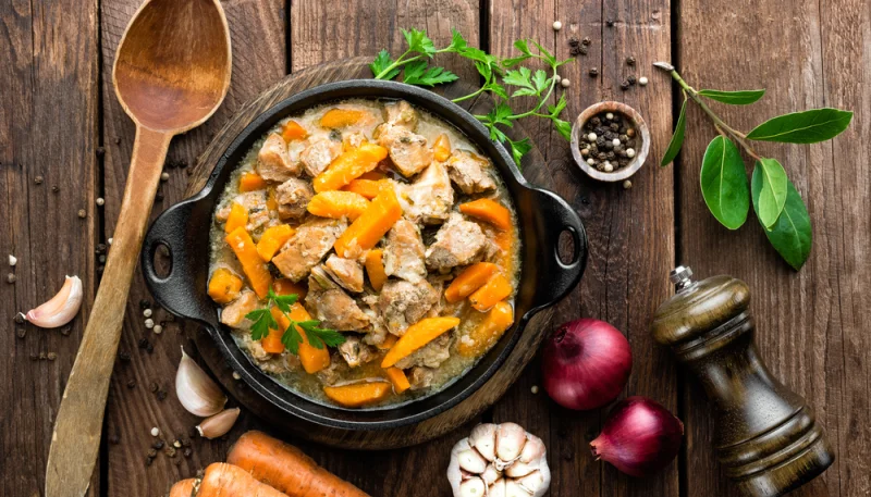 Sauté de dinde aux carottes