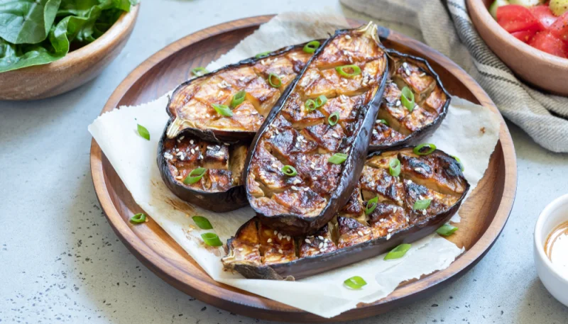 Aubergine sauce miso