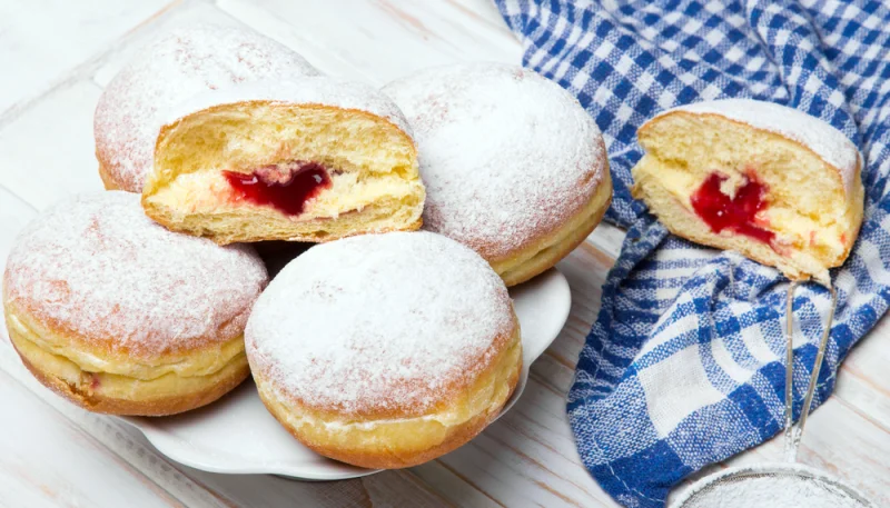 Beignets à la confiture (ou au chocolat)