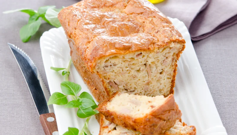 Cake aux oignons frits