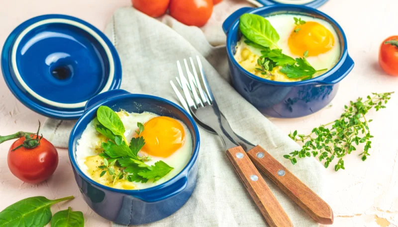Oeuf cocotte au chèvre frais