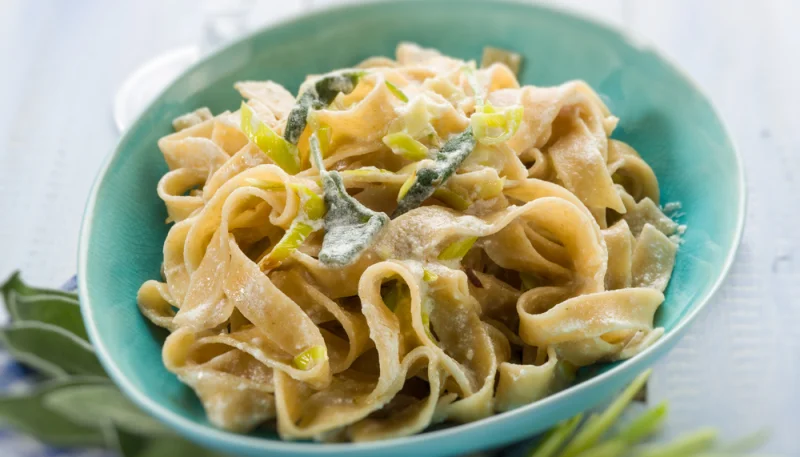 Tagliatelles à la crème de poireaux