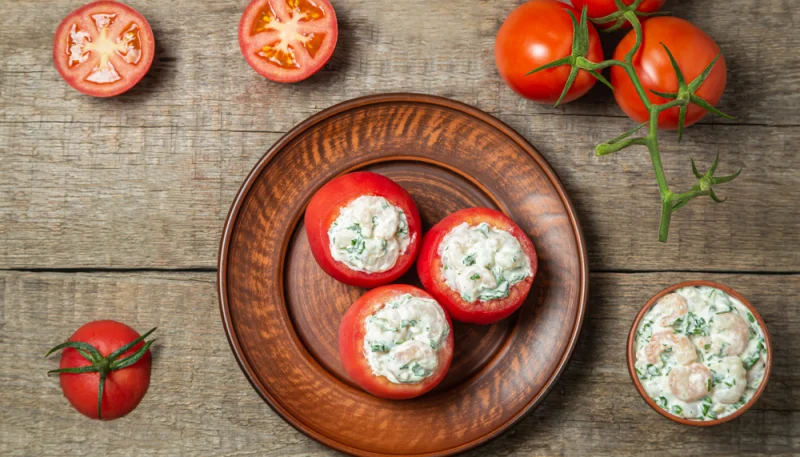 Tomates farcies aux crevettes