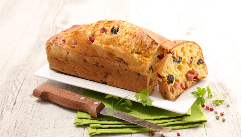 Cake salé à l'espagnole