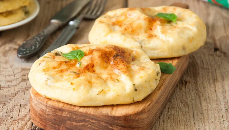 Cheese naans
