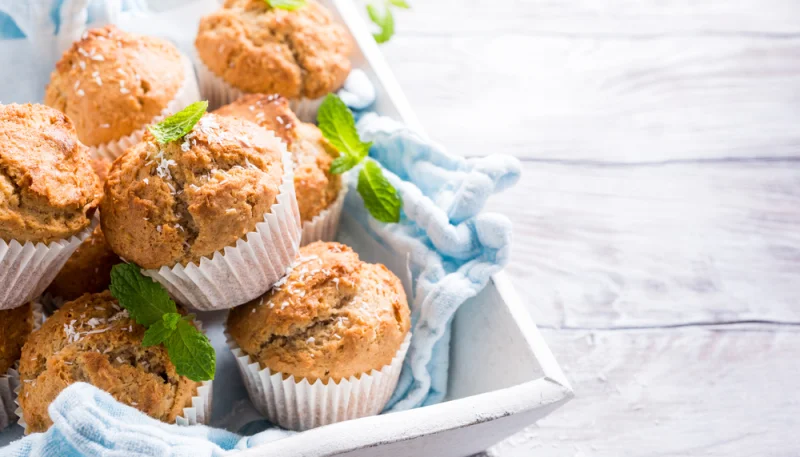 Muffins à la mangue et à la noix de coco