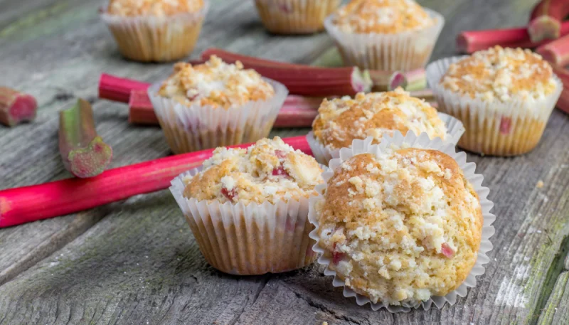 Muffins à la rhubarbe