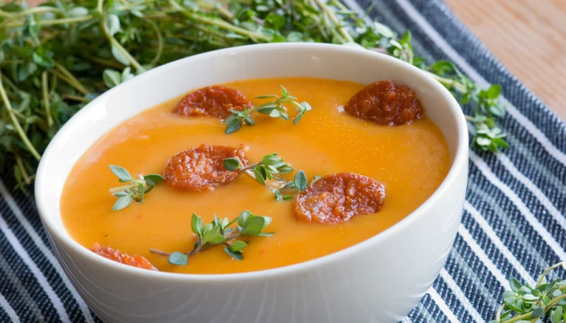 Crème de butternut au chorizo