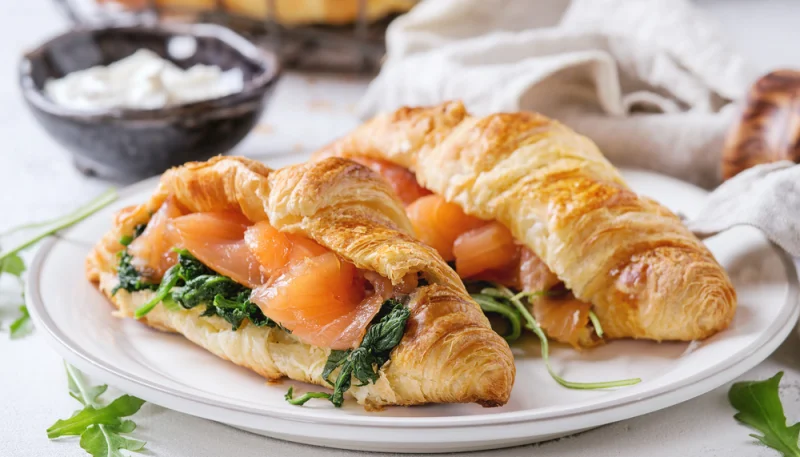 Croissants au saumon