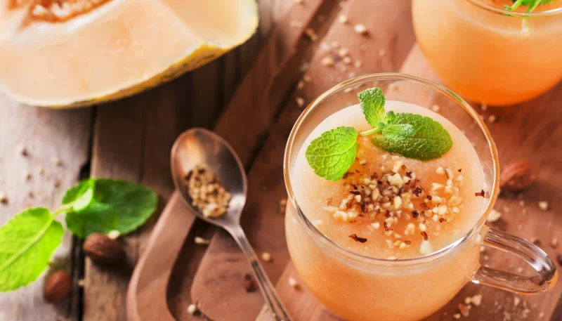 Gaspacho de melon, chèvre et quinoa