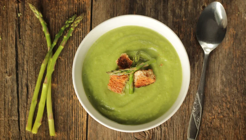 Velouté d'asperges vertes