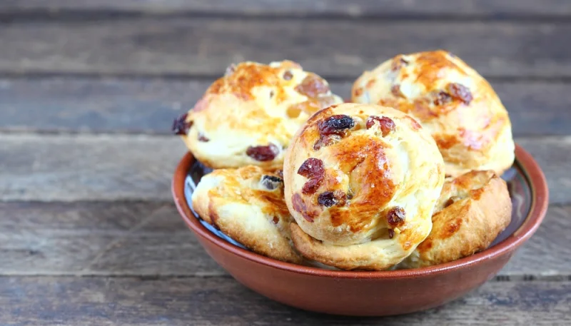 Pains aux raisins maison