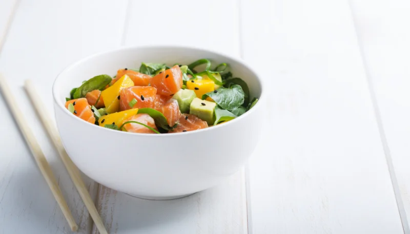 Poke bowl à l'hawaïenne