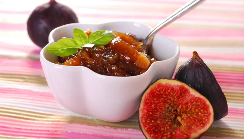 Confiture figues-poires-vanille