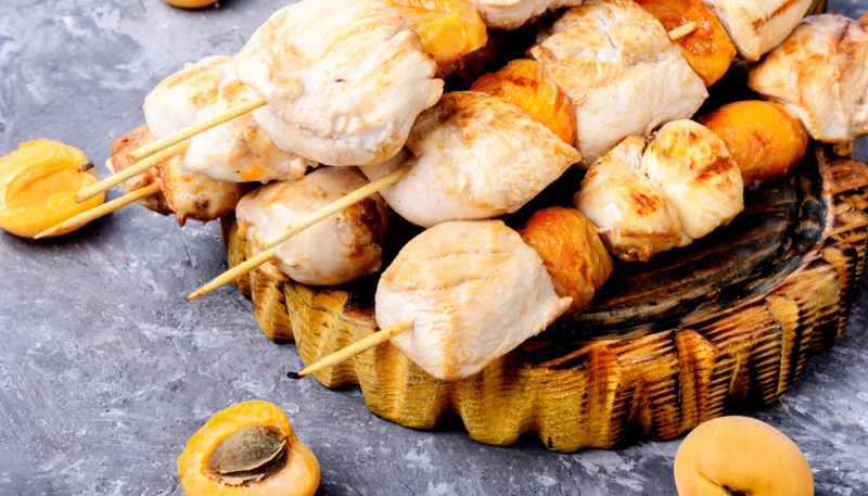 Brochettes poulet abricot coco