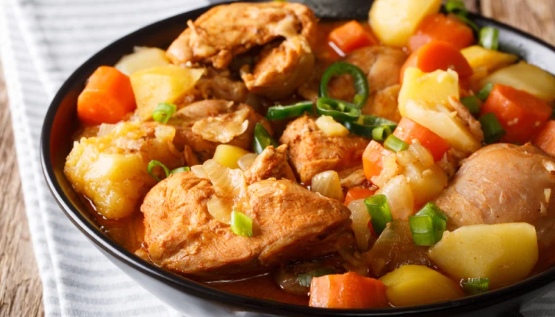 Poulet au vin blanc et petits légumes