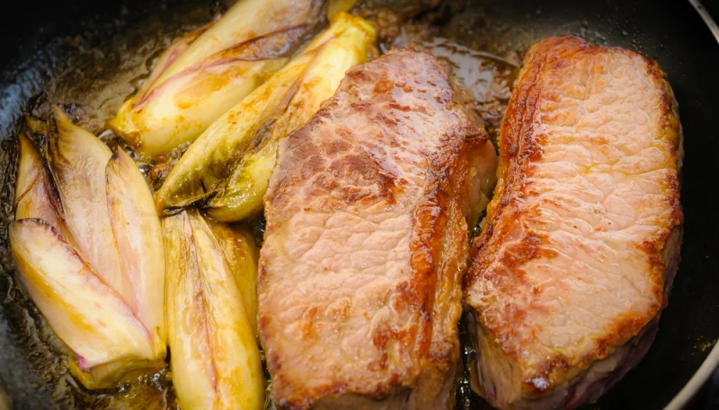 Filet mignon braisé aux endives