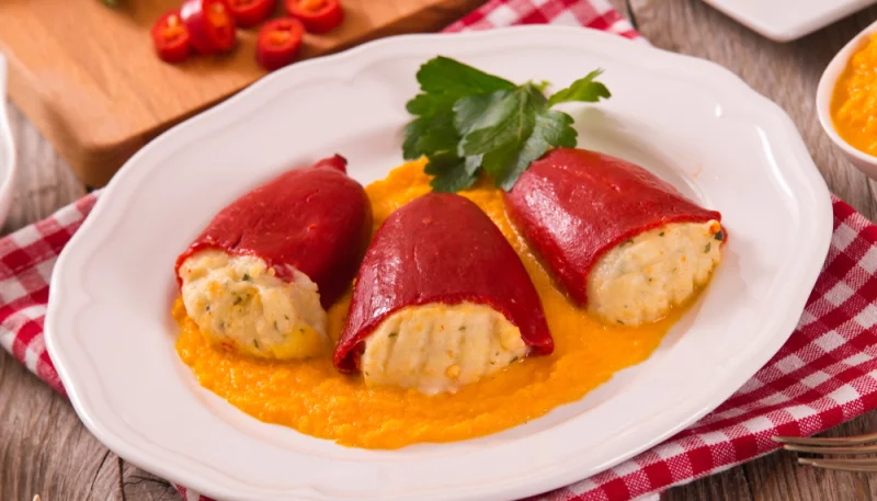Piquillos farcis à la morue