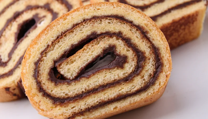 Biscuit roulé au chocolat