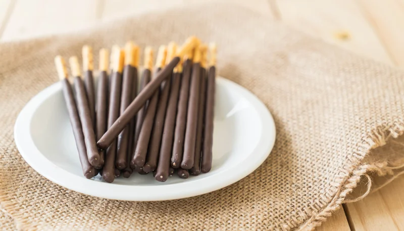 Mikado maison au chocolat au lait