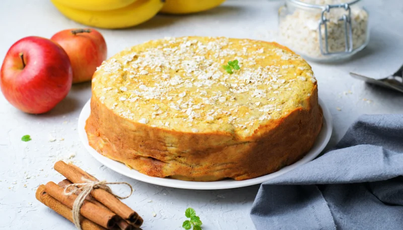 Cake aux flocons d'avoine, pomme et banane