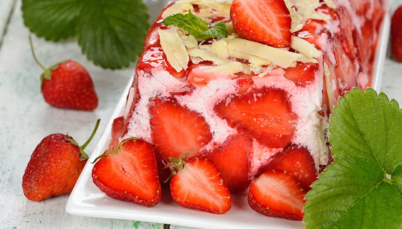 Terrine de fraises à la noix de coco